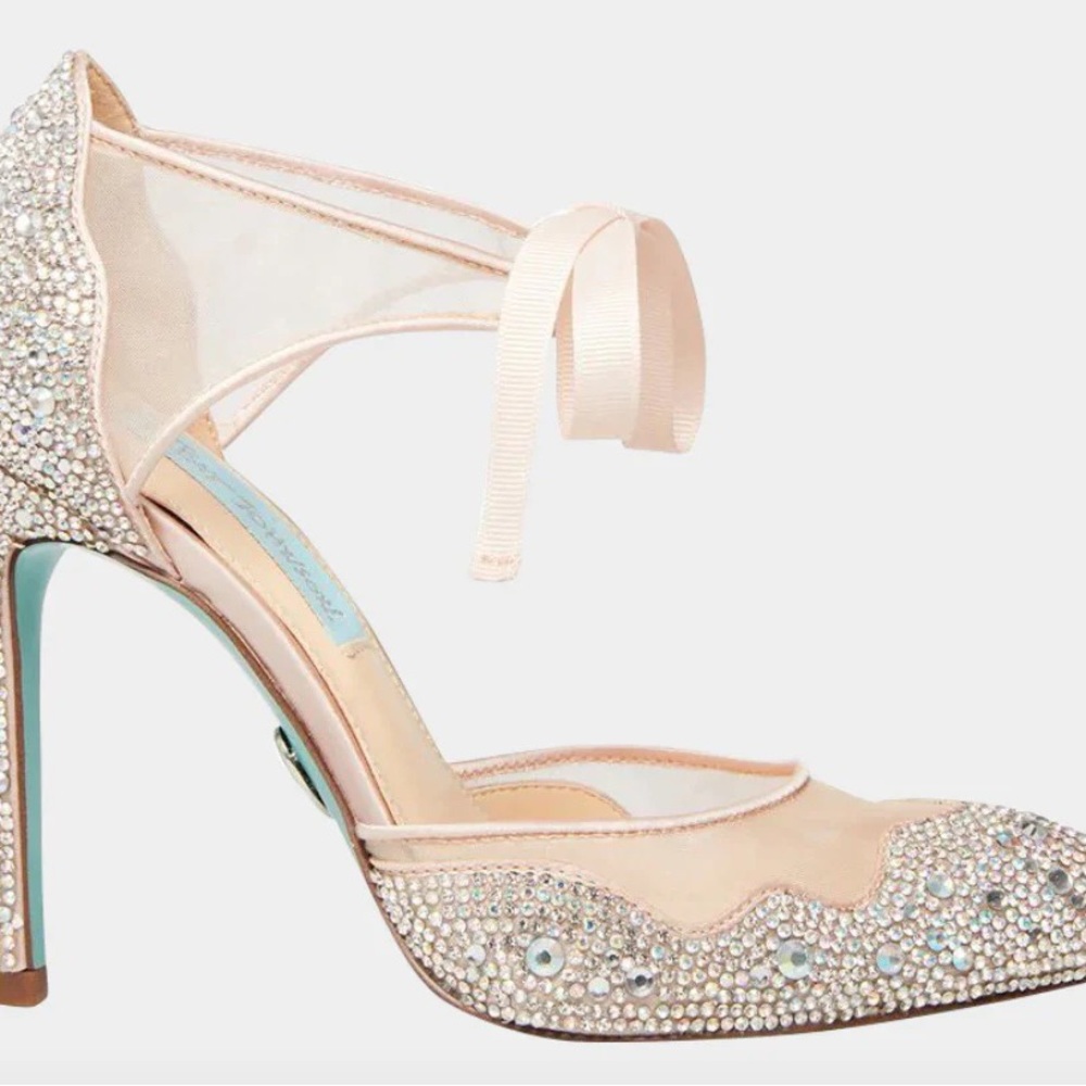 New Betsey Johnson Iris Heels in Champagne